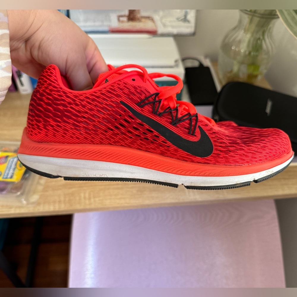 Nike Women’s Zoom Winflow 5